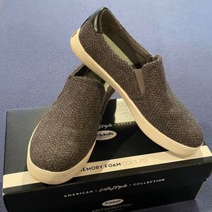 Dr. Scholl’s Madison shoes